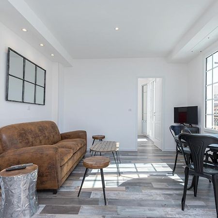 Squared Head-Apartment With Terrace In Nice Exterior photo