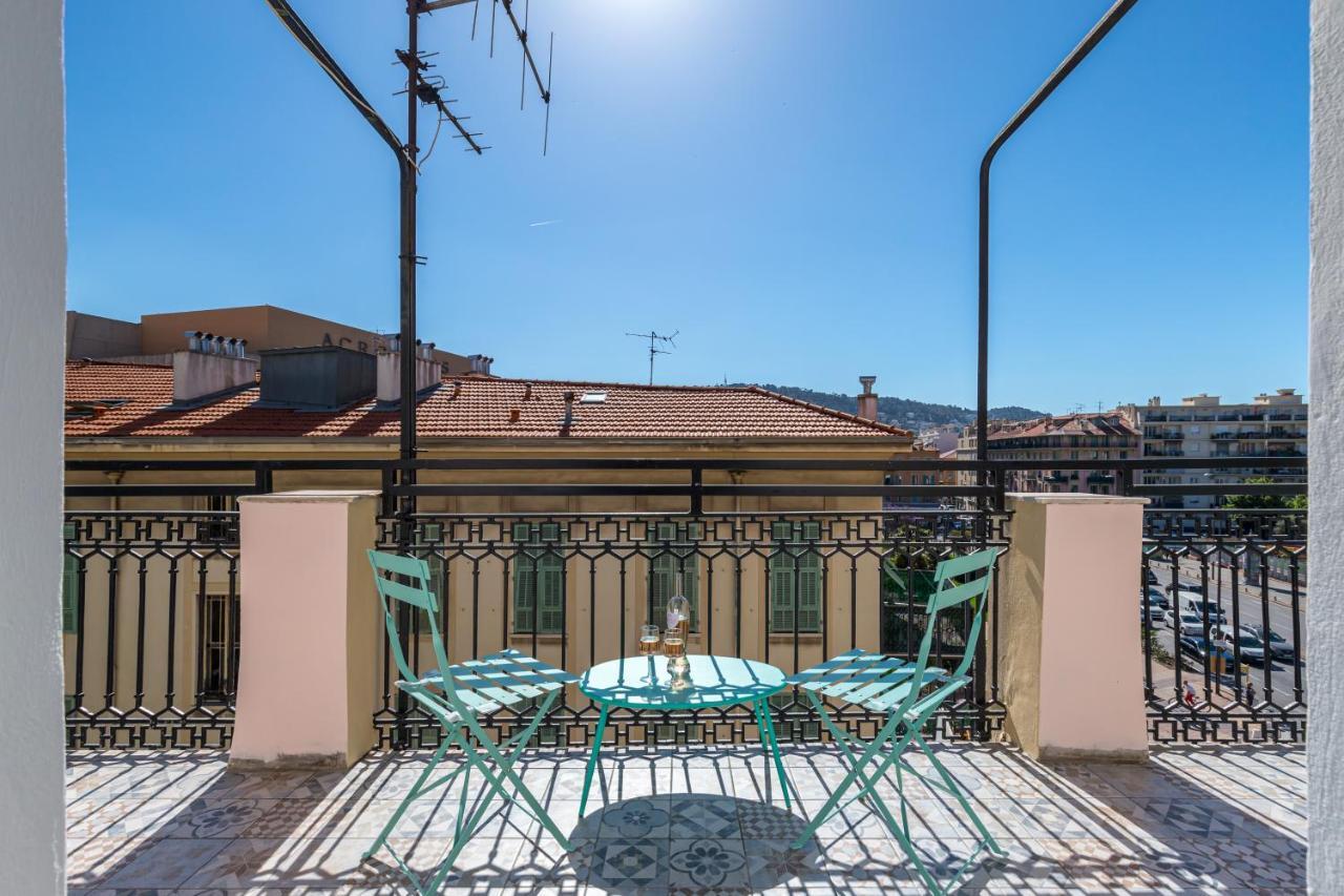 Squared Head-Apartment With Terrace In Nice Exterior photo